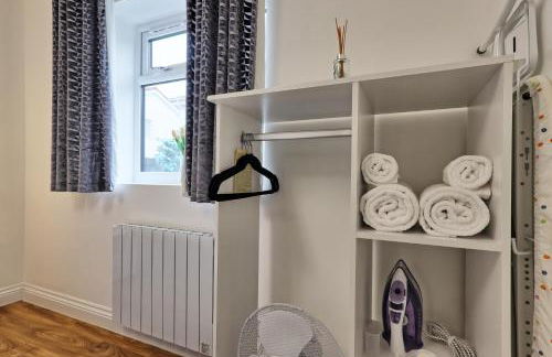 Very Cosy & Lovely 1 Bed Garden Apartment with side access, Suitable for Long Stay and Short Stay - Photo 38