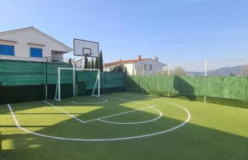 Luxury White Sails Villas with a Multi Sport Court and Sea View - Photo 6