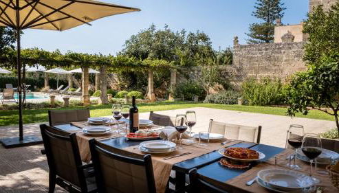 Historic building with pool - Foto 5, Garden, Garden view