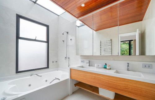 Casa Atalaia 550m Praia c/ Hidro by Achei Camboriú - Foto 3