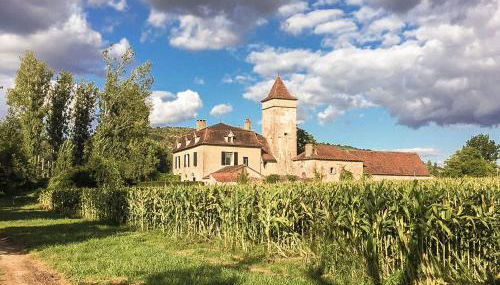 Historic Mansion by River Cénevières - Foto 1