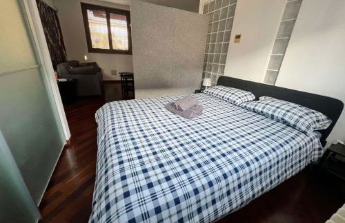 BASTIA RF Stylish Renovated Suite Apartment Scalo Romana Up to 4 Guests Milan Olympics - Foto 6