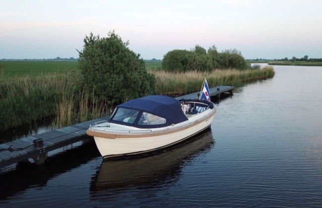 Modern 6-person Chalet in the Frisian Countryside, 3 Bedrooms and Wifi - Foto 93