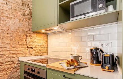 Modern 1 Bedroom Apt in Historic Center • Ground F - Foto 18