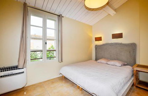 2 Bedroom Awesome Home In Saint-Laurent-De-La-Ca - Foto 19