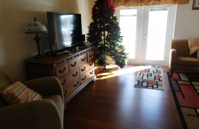 Spacious 6-bedroom Home in Hampton Lakes Perfect for Family Getaways! - Foto 12