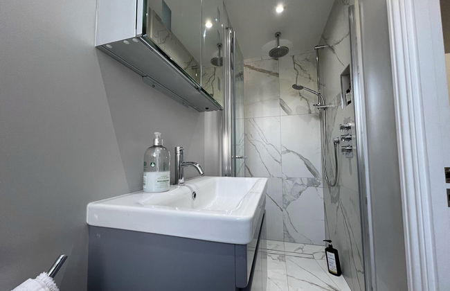 London-apartment-sleeps2-privateentrance - Foto 5