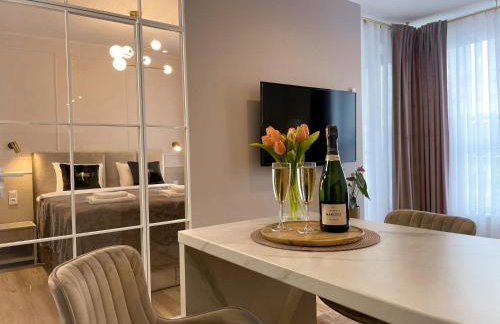 URBAN APARTMENTS LUXURY Opolska 10 No 29, Free Garage, Self Check-in - Foto 9