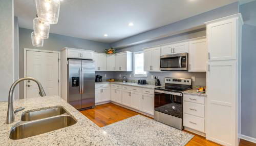 Louisville Retreat with Deck about 11 Mi to Downtown! - Foto 3