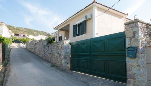 Kiveri Garden Villa - Photo 4