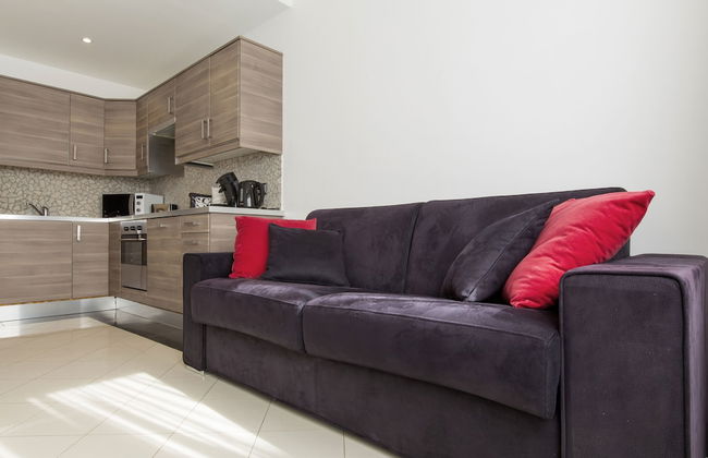 The Queen Luxury Apartments - Villa Serena - Photo 16