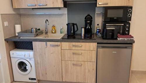 Le 7 - Appartement 2 pièces au calme en bord de rivière, wifi et parking privé gratuit - Foto 4
