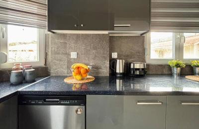 Pearl Villa and Apartment near Beach and Athens Airport - Foto 37