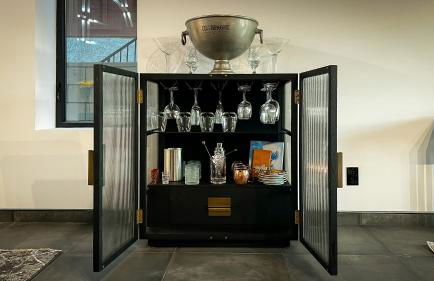 NEW Luxury Concrete Home Just Minutes from the Beach - Foto 16