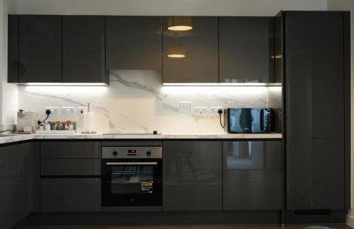 2BR flat in Bermondsey, near London Bridge - Photo 1