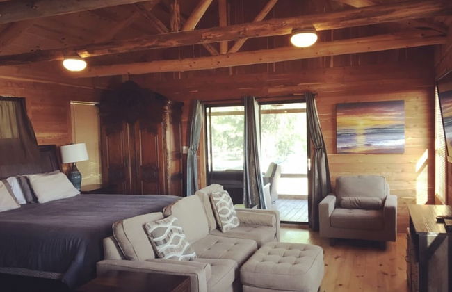 Log Cabin 1 at Son's Blue River Camp - Foto 2