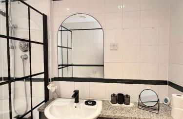 Lux 2-Bed City Centre Apartment Sleeps 6 Free Parking Balcony Near Leeds Station & Millennium Square view - Foto 30