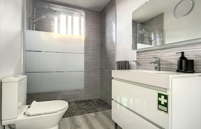 Casa da Av by Atlantic Holiday - Photo 5