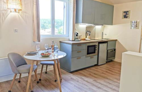 Aux portes de la plage, entièrement rénovés, climatisation, wifi, Parking gratuit, linge de maison fournit, ménage en fin de séjour compris - Foto 24