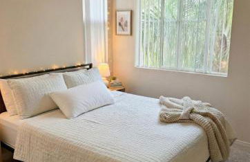 Marina Del Rey Apartment with Resort Amenities - Short Distance To Venice Beach - Photo 5