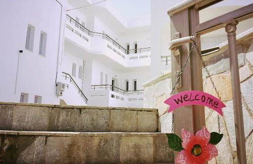 Crown Apartments - Photo 10