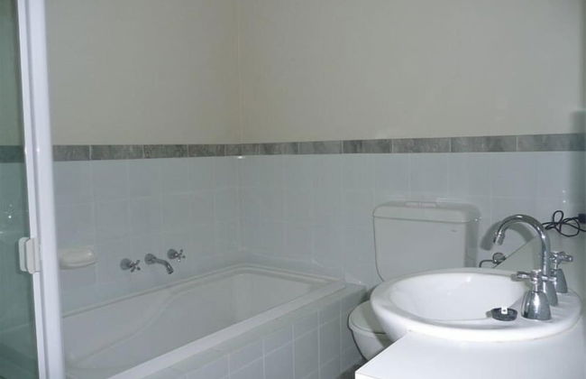 City Escape 2BD in Adelaides East End 2 - Photo 14