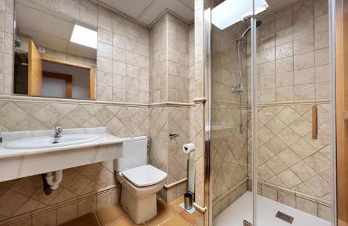 Balnea Experiences II - Apartamentos con Piscina Climatizada, Jacuzzi y Gimnasio - Foto 18