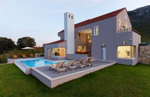 Villa Jure with Heated Pool, Sauna, Tennis Court & Mini Golf - Foto 19
