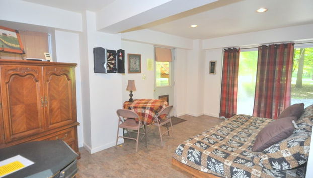 All Decked Up - wifi, view, river access, fire pit, 3 bedrooms, games, family friendly - Foto 2, Zimmer