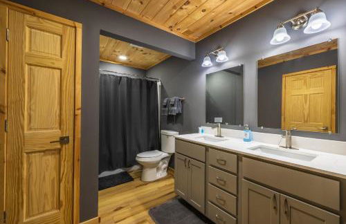 New listing-- Hocking Hills Modern Cabin - Foto 22