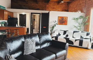 420 Friendly SKYLINE view Downtown Loft FREE Parking - Foto 1