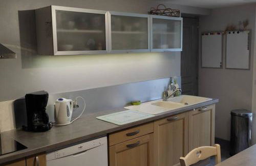 Le Mas des Cigales avec parc et grande piscine - Foto 21