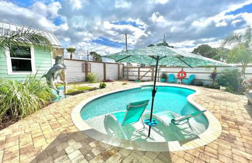 2 Fins Up, Beach Home, Private Pool , Golf Cart, 6 beds - Foto 17