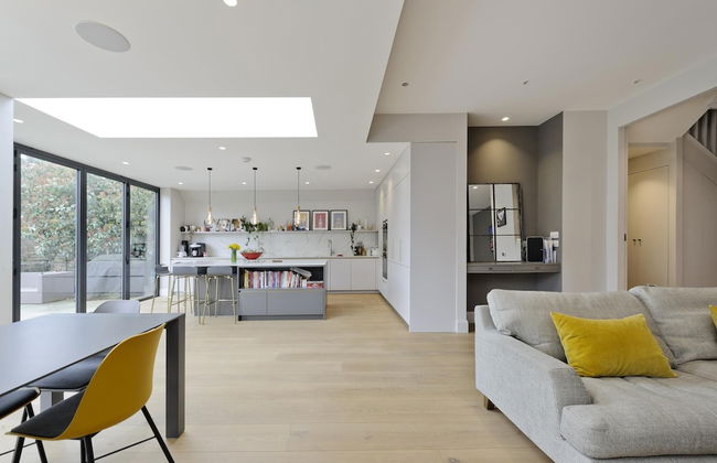 Wonderful Family Home With Garden Near Twickenham by Underthedoormat - Foto 23