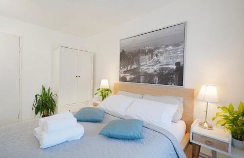 Entire 4-Bed House & Parking, Steps from ICC & Utilita Arena Birmingham & Broad Street - Foto 10