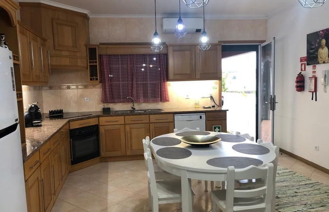 Spacious, Garden, and Private Parking - Foto 5