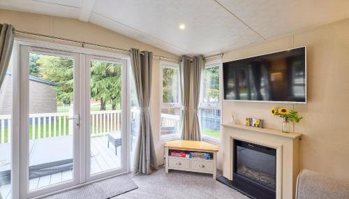 Nightingale Lodge with Hot Tub - Foto 5