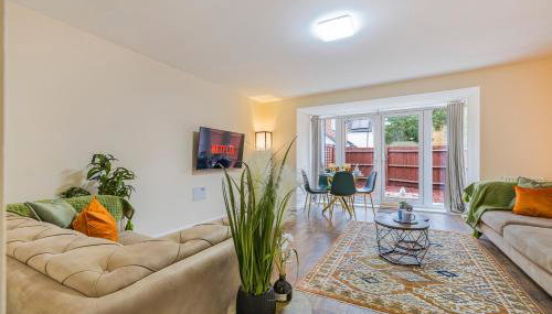 Casa Lana - Spacious and Stylish 4-Bed Home Near Gatwick with Free Parking - Foto 2