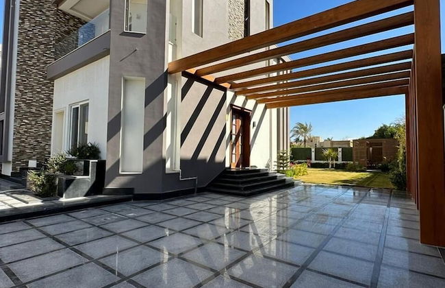 Beverly hills standalone villa with pool - Foto 1