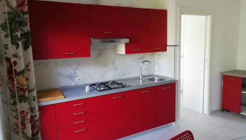 Villa tranquilla immersa nel verde a 2 Km dal mare - Foto 2