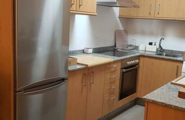 Piso con preciosas vistas, patio privado y amplio garaje - Photo 5