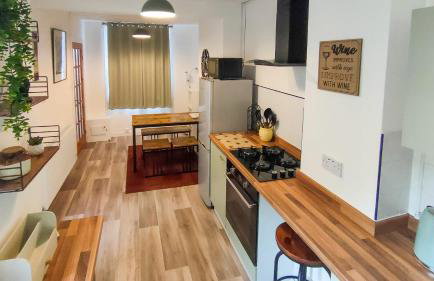 Bramble Cottage In The Wonderful Rhondda Valley by STAE-Homes - Foto 13