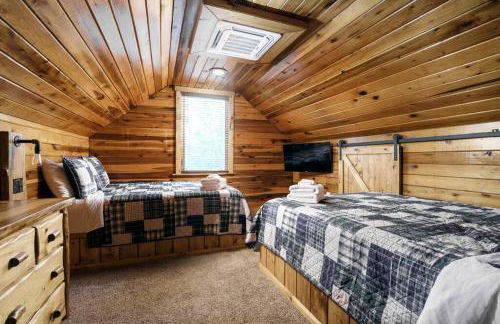 Cliffside Family Retreat with View - Foto 9