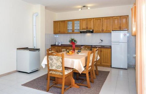 Three-Bedroom Holiday Home In Rozovac - Foto 11