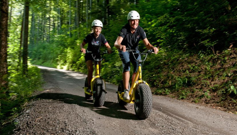 Monster Scooter- und Seilbahnfahrt - Foto 3