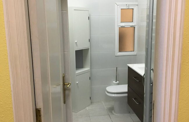 2 Bd Apartment With Stunning View - Photo 12