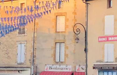 Gite Coccinelle in the medieval town of Confolens - Foto 44