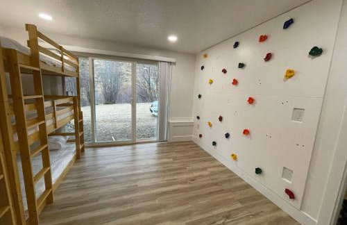 Large Off-Grid Luxury Cabin- creek land & views - Foto 32