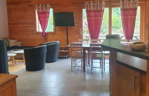 CHALET DES CHARBONNIERS AVEC ETANG - 5 chambres - - Foto 2