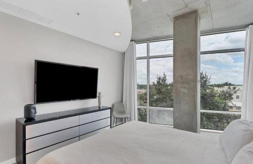 Modern 3 bedroom condo in downtown w free parking - Foto 15